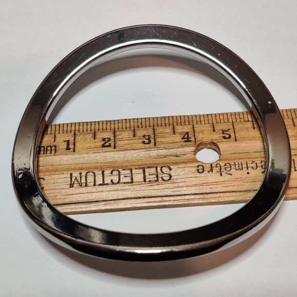 DKNY Silver Tone Bangle Bracelet - Picture 2 of 6